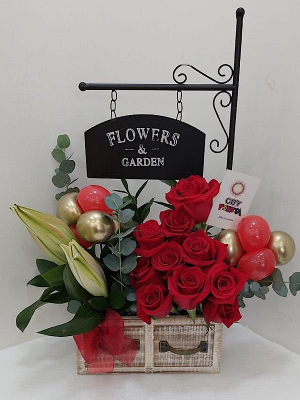 JARDINERA DE FLORES